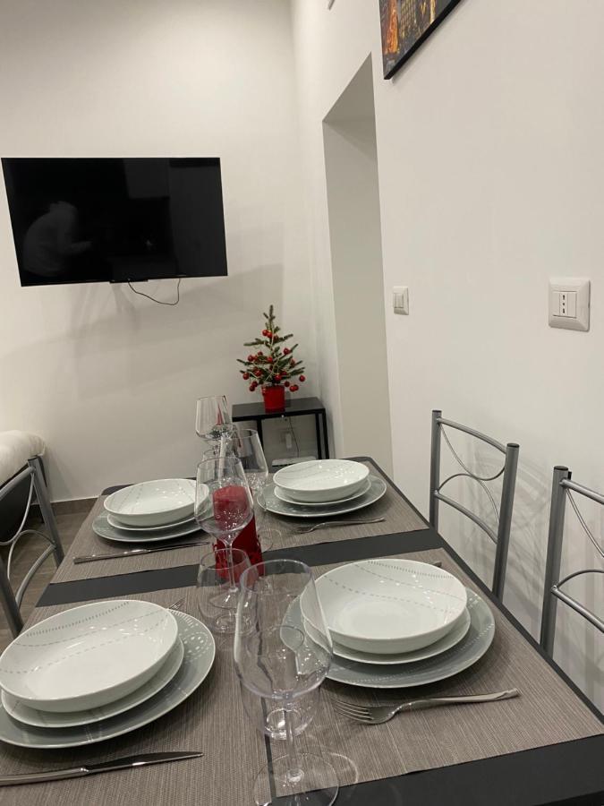 Ferienwohnung The Nest Of Via Toledo Neapel Exterior foto